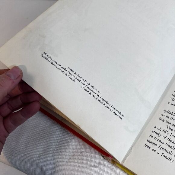 1959 BERLITZ SPANISH FOR CHILDREN Three Bears & Little Red Riding Hood Hardback - Picture 2 of 12